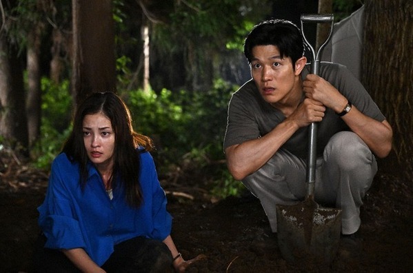 「全人類が共感」「しょうがない」ダイアン津田、鈴木亮平に惚れる？「リブート」メイキング映像