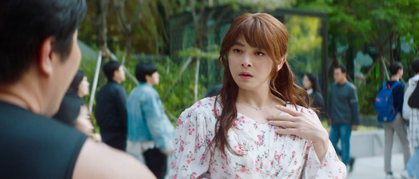 チョ・ジョンソク、一人二役で圧巻のコメディ演技『PILOT ー人生のリフライトー』本予告