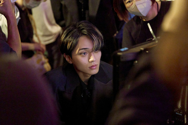 『鬼の花嫁』メイキング写真公開、監督が明かす永瀬廉＆吉川愛とは「どんどん魅力を高めていく」「とても芯が強くて」