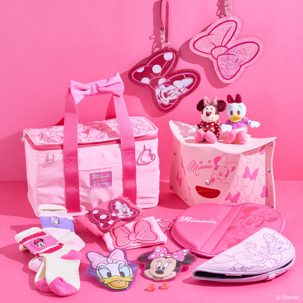 ミニーマウス＆デイジーダック＆ルシファーらも“ピンク”に　PLAZA限定アイテム発売