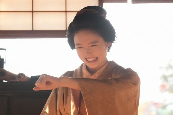 「ばけばけ」最終話あらすじ・場面写真　トキは、司之介、フミに見守られながら丈にヘブンとの思い出を語っていく…3月27日放送