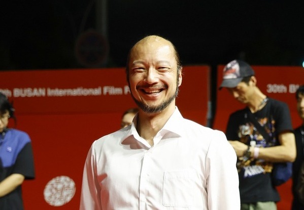 ニューヨークで「『８番出口』のおじさんを探せイベント」開催で“歩く男”が現れる！？川村元気監督「すごいな」と驚き