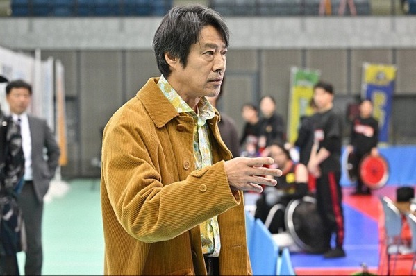 「最高」「わくわくする」堤真一“伍鉄”の安田顕“国見”への宣戦布告に期待の声上がる…「GIFT」第1話