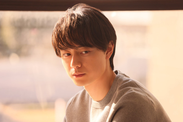 「最高」「刺さりすぎる」作間龍斗“カズト”登場の思い出の回想シーンに喜びの声上がる…「月夜行路―答えは名作の中に―」第2話