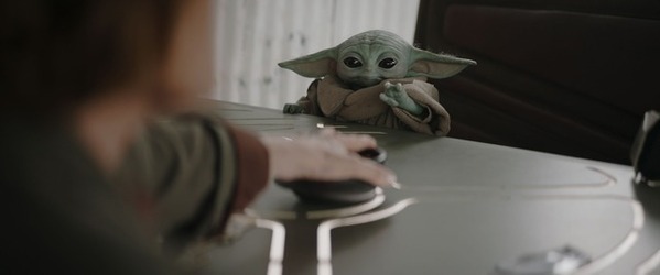 「何食べてても可愛い」グローグーのもぐもぐ姿にファン悶絶『スター・ウォーズ／マンダロリアン・アンド・グローグー』