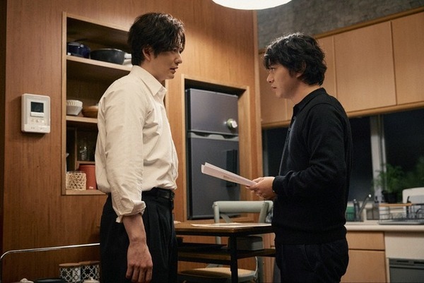 「だれと繋がってるの」「何か隠してるか闇抱えてる人ばっか」“真”岡田将生が推測した母子の真実、工場の秘密に注目集まる「田鎖ブラザーズ」5話