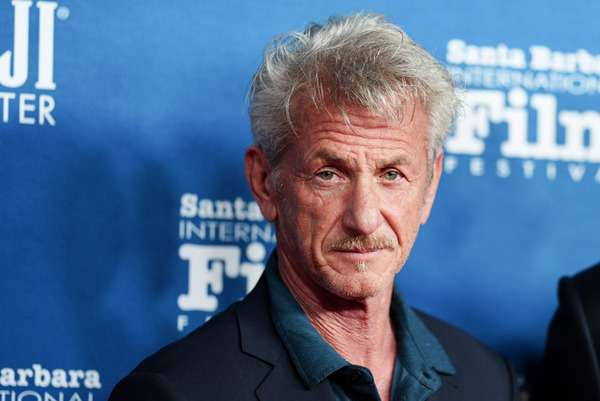 ショーン・ペン、米議会襲撃事件に間接的に関わる新作映画を監督へ　主演候補はブラッドリー・クーパー