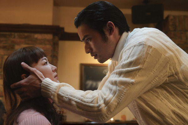 「化けの皮」が剥がされていく…水上恒司主演『本当にあった話（の話）』場面写真