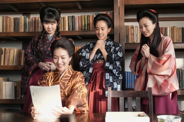 「ブラッサム」第7回あらすじ・場面写真　女性の地位向上をうたった忍の論文や珠の小説は、同級生の間で評判を呼ぶ…10月6日放送