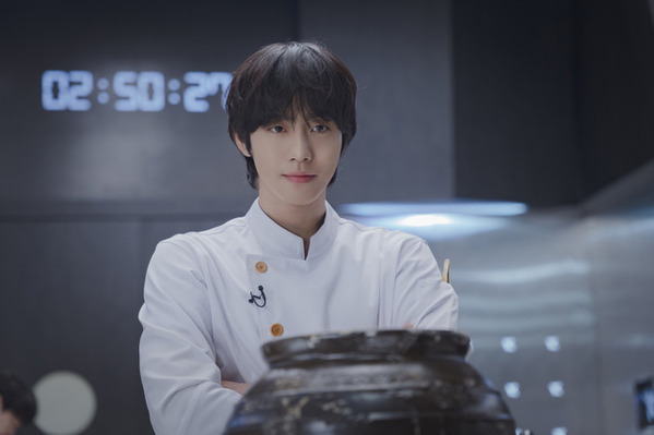 アン・ヒョソプが初のシェフ役「ファイナル・テーブル」10月24日よりPrime Video独占配信