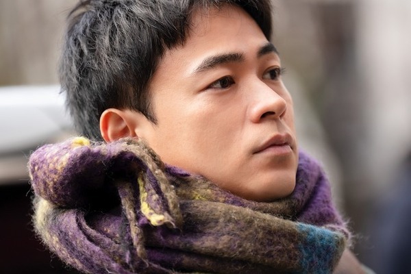 「清らかでありながら、底なし沼」成田凌演じるハセオ、“眼差し”の新写真解禁『男ともだち』