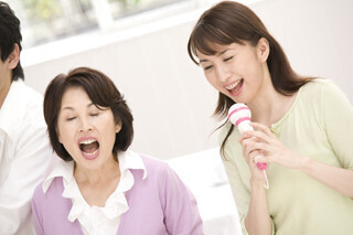 マイ・ジェネレーション (35) 49歳女性「昔のアニメソングで盛り上がる」