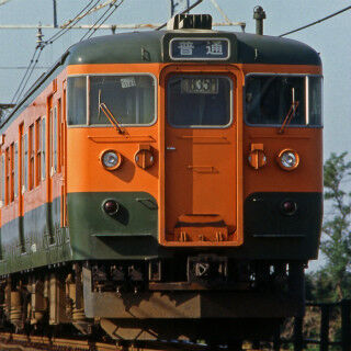 鉄道トリビア (265) 115系と113系の「湘南色」「スカ色」塗り分けの違いに理由があった