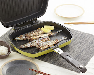 "焼く・蒸す・炒める"の3WAY「両面焼きフライパン」が発売