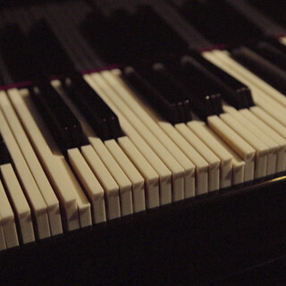 濃厚な音を奏でる“3倍高密ピアノ”を独自に開発!? -AGF