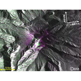 「だいち2号」が捉えた御嶽山噴火前後の写真公開 - 長さ210m・幅70mの窪み