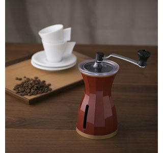 貝印×ミカフェートの共同開発・コーヒーミル発売 - 新技術で雑味を大幅CUT