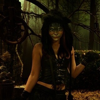 『パシフィック・リム』ギレルモ・デル・トロ監督プロデュースのハロウィン限定ホラーセットが登場! - YouTube Space Tokyo