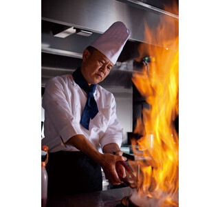 京都府京都市に600gのリブロースを出すステーキ&ハンバーグの専門店OPEN