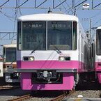 新京成電鉄、2015年版カレンダー発売 - 新デザイン車両や四季の景色を採用