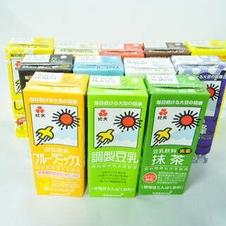 アラサー男子が豆乳12種類を飲み比べ! -もっとも美味しかったのは意外にも……