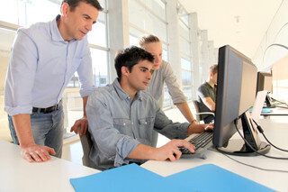 「3年も働きません!」 (1) 大学職員に転職した26歳男性(前) - 「再新卒」として活動