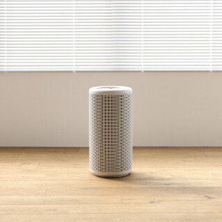 良品計画とバルミューダが共同開発した空気清浄機 - AirEngineの技術を搭載