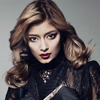 ローラ、『ドラキュラZERO』CMでドラキュラに変身「みんなを怖がらせよう」
