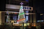 東京都・秋葉原UDX、10mのツリーが音楽と光で輝くイルミネーションを展開