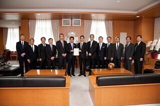 Windows クラスルーム協議会、教育現場を包括的に支援する新プログラム