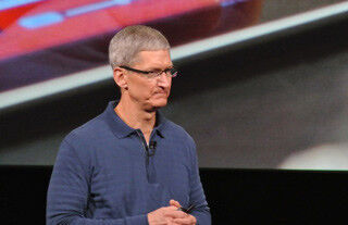 Appleのティム・クックCEO、手記で同性愛を公表