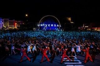 USJ、ハロウィーンの夜にゾンビ2,000体がダンス! &quot;スリラー&quot;に合わせ大興奮