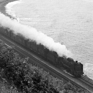 読む鉄道、観る鉄道 (63) 『月館の殺人』 - 厳寒の北海道を行く豪華列車で事件発生!