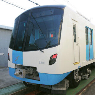 札幌市交通局、東豊線新型車両9000形の外観を公開 - デビューは2015年4月頃