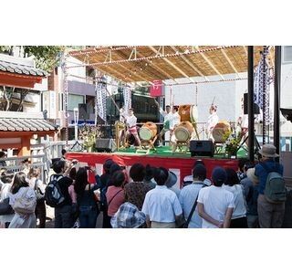 東京都・神楽坂で伝統芸能イベント「神楽坂まち舞台・大江戸めぐり」開催