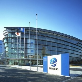 東京都・お台場で先端技術が集結する「G空間EXPO2014」-一般試乗初のロボも