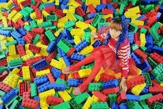 東京都・お台場のレゴランドで、初の音楽ライブイベントを開催