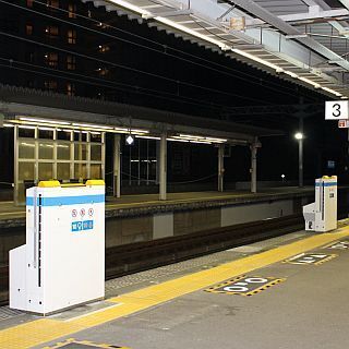 JR西日本、JR神戸線六甲道駅にて12月から昇降式ホーム柵の試行運用を実施!