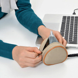 サンコー、デスクで温かいおにぎりを食べられる「オニギリウォーマー」