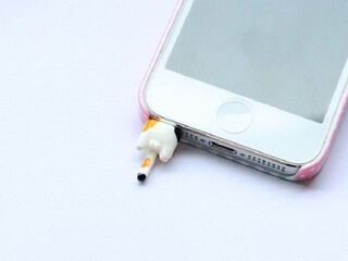 猫の下半身でできたイヤホンジャック