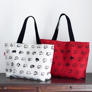 大量の猫の尻! 「ねこのおしりシリーズ」のグッズが可愛い!