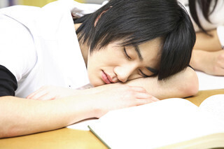 女性から来たメールを「既読スルー」する理由は? - 「忘れちゃう」「後で」