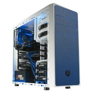 BitFenix、エアフロー重視のカラバリ豊富なミドルタワーケース