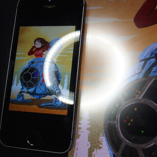 "キー"は着脱式に! 液晶ペンタブレット「Cintiq 27QHD」を使ってみた (2) 画面の解像度と性能