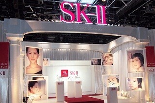 SK-2、何歳から始める? 無料で肌分析ができるミュージアムが登場