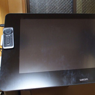 "キー"は着脱式に! 液晶ペンタブレット「Cintiq 27QHD」を使ってみた (8) 「Cintiq 27QHD」を一週間使ってみて