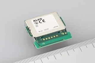 アルプス電気、車載用Bluetooth/無線LANオールインワンモジュールを発表