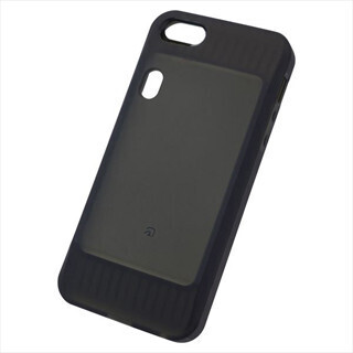 ドコモの「おサイフケータイ ジャケット01」が電子マネー「iD」に対応