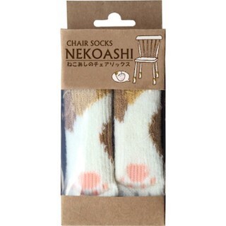 猫の足がそのままチェアソックスになった「ねこあし」が話題に