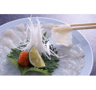 「玄品ふぐ」など94店舗で、とらふぐてっさが29円で食べられる!
